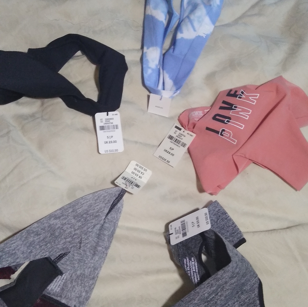 NWT Pink thongs